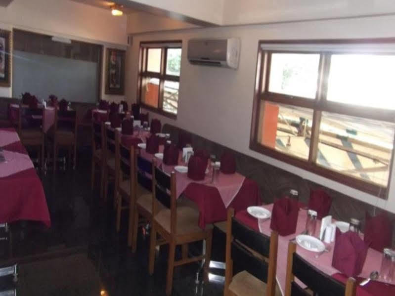 Hotel Ravikant Pune Zewnętrze zdjęcie