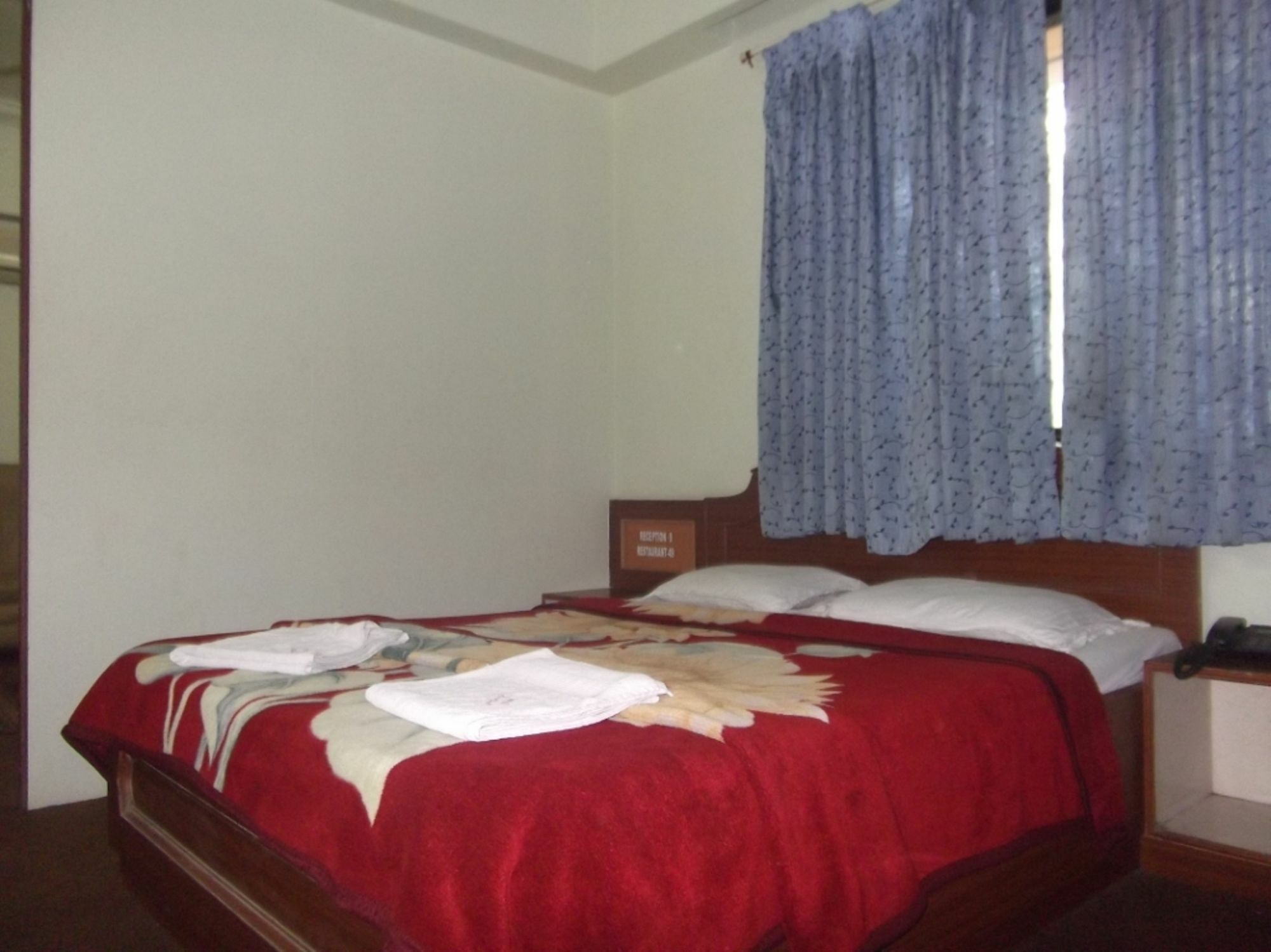 Hotel Ravikant Pune Zewnętrze zdjęcie